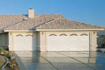 Master Garage Door Service Slatersville, RI 401-321-2038 - garage-gdr-17m